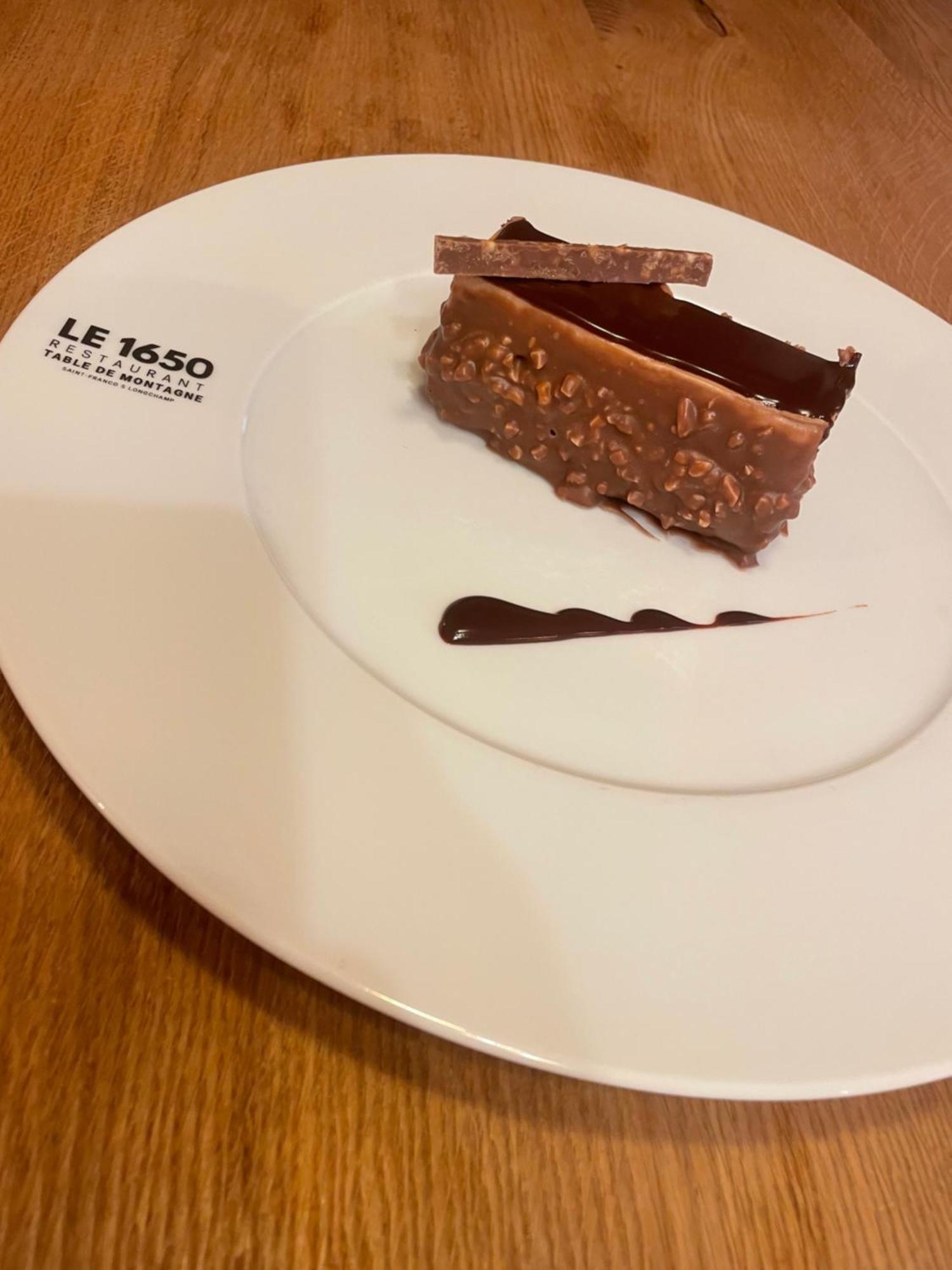 Hotel Lac Bleu 1650 Saint-Francois-Longchamp Ngoại thất bức ảnh
